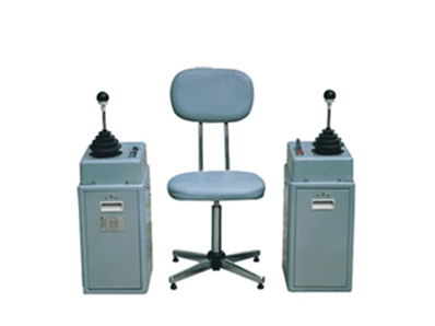 聯(lián)動(dòng)臺(tái)